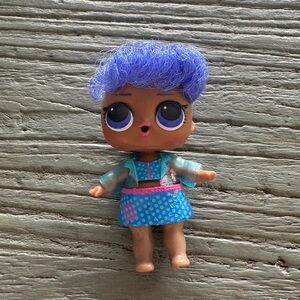 β€οΈ 10 for $10, or 5 for $5 deal. β€οΈPurple-Haired L.O.L. Surprise doll.